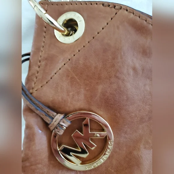 EUC Michael Kors Uptown Astor Brown Hobo Bag - Picture 10 of 15